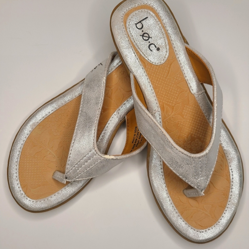 Born b.o.c Women’s Sandals